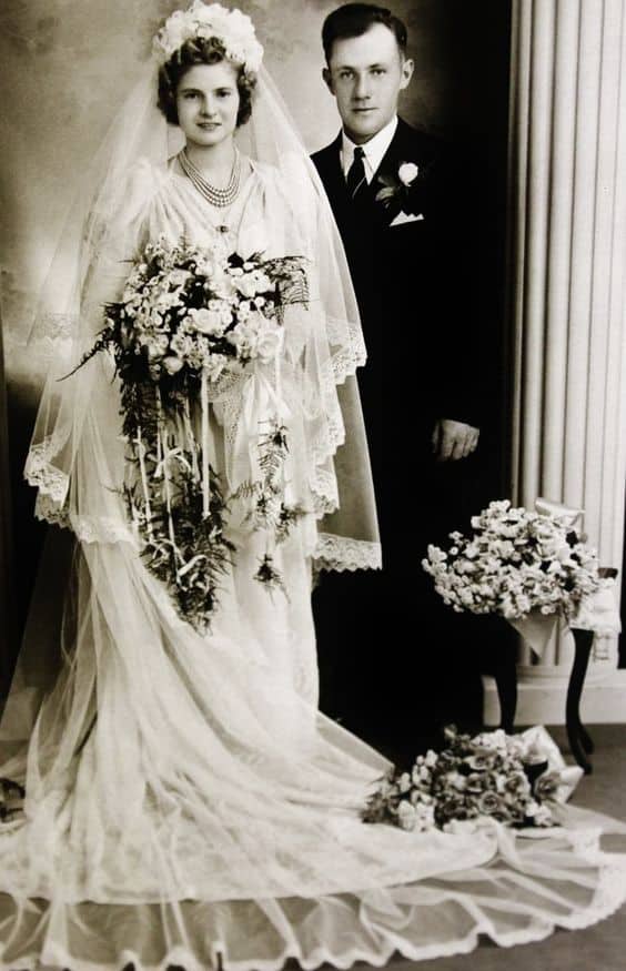 1930s wedding-Forever Bridal Wedding Shows