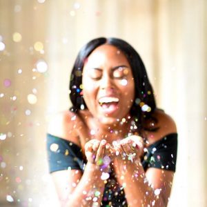 NicoleDaniellePhotography_Bride Blowing Bubbles