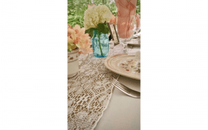Visions Catering beige and pastel pink table décor