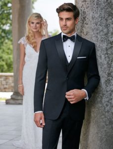 Bride and Groom | Wedding Formalwear | VIP Formal Wear